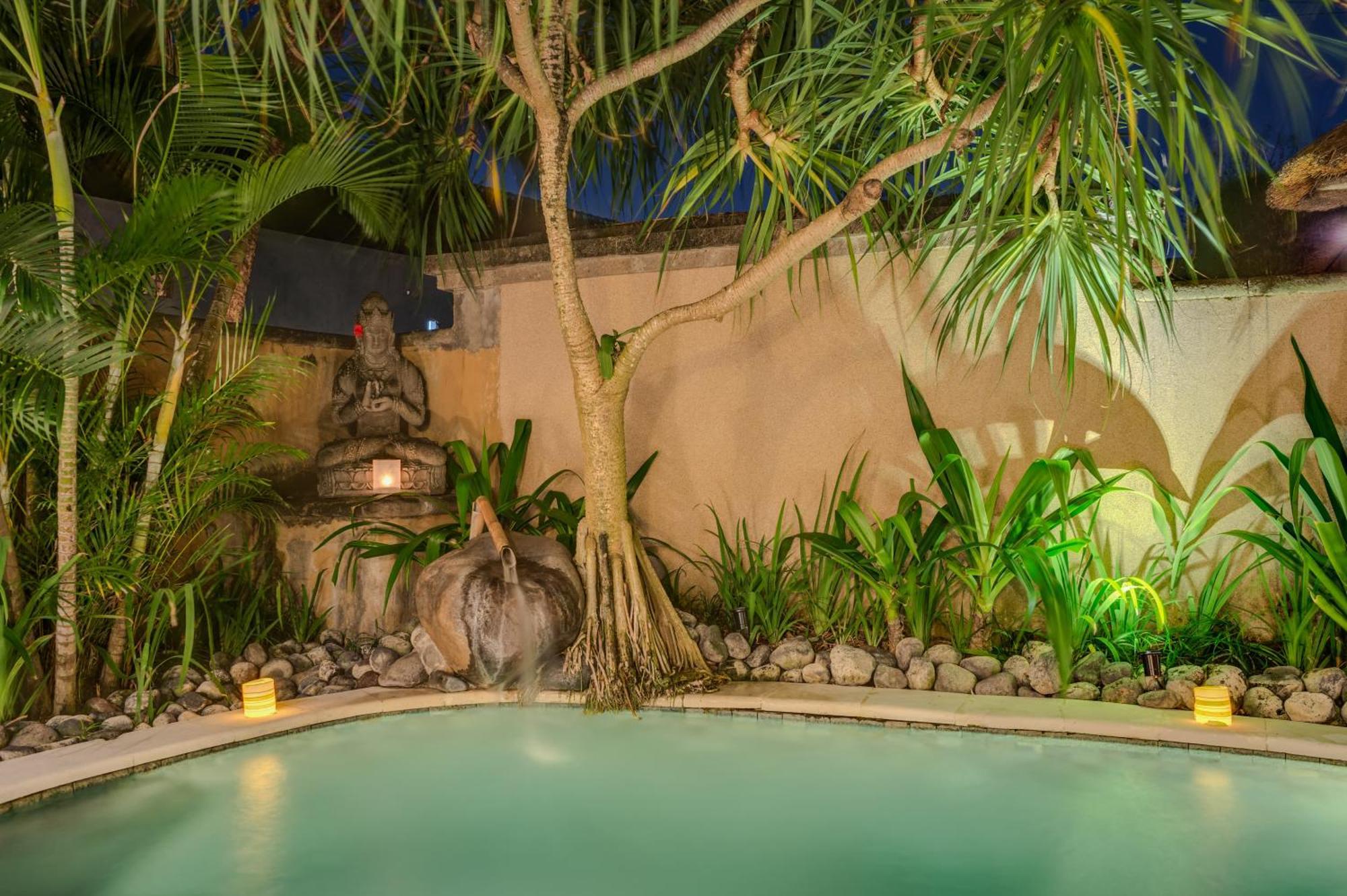 Villa Tirta Naga Bali Seminyak Exteriör bild
