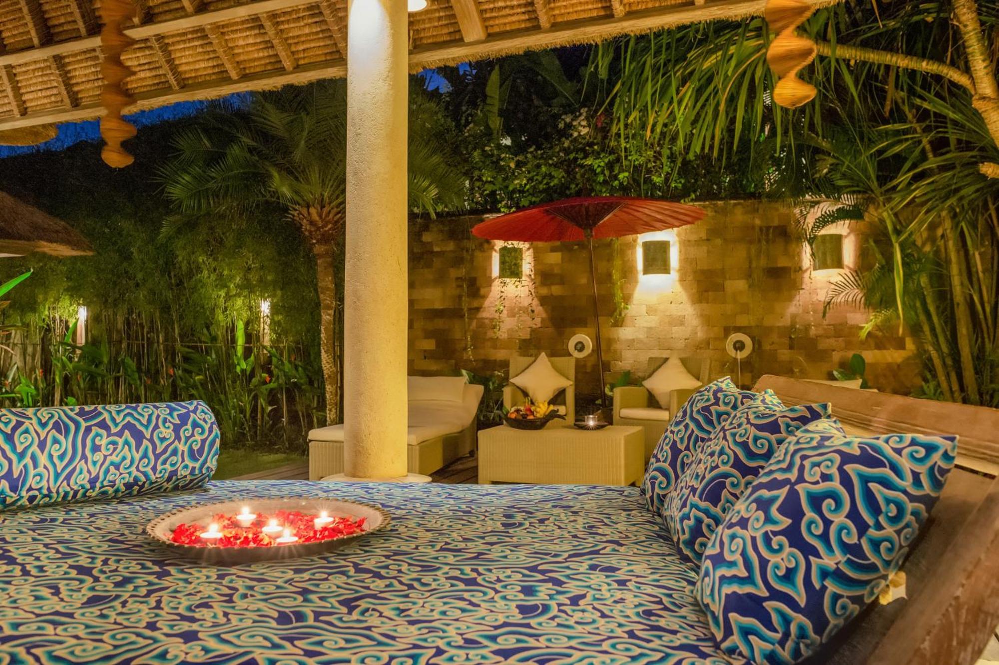 Villa Tirta Naga Bali Seminyak Exteriör bild