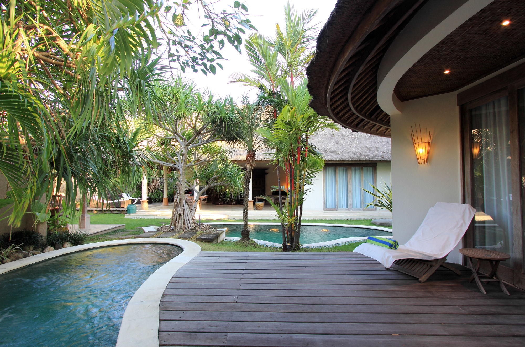 Villa Tirta Naga Bali Seminyak Exteriör bild